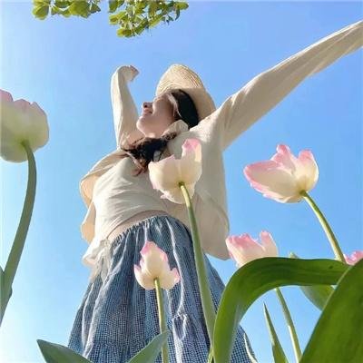 黄昏时分、牵着手